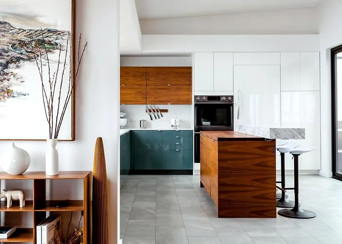 Sky House Boutique Seaside Retreat With Cinema Near Dillon Beach